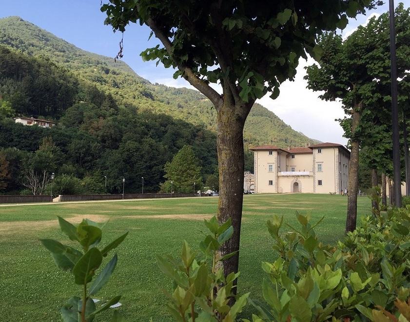 Seravezza presenta il piano per gestire il Palazzo Mediceo