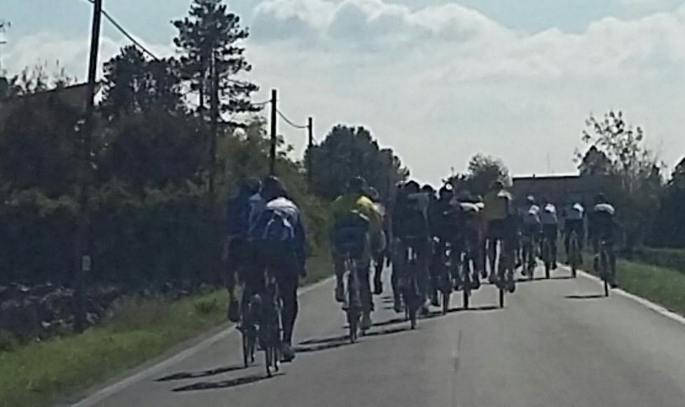 La protesta: ciclisti invadono la strada