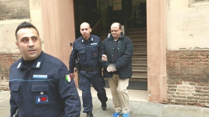 Francesco Grieco all'uscita dal Tribunale dopo la lettura della sentenza
