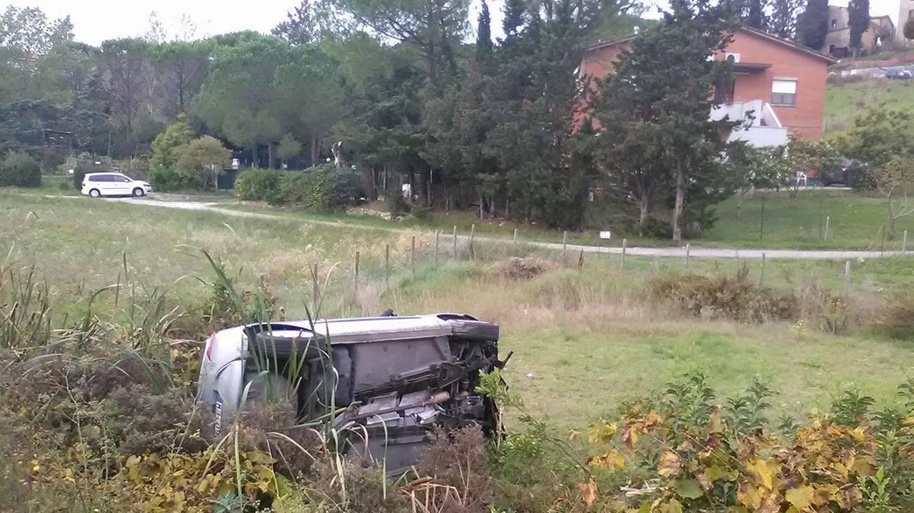 La Renault ribaltata