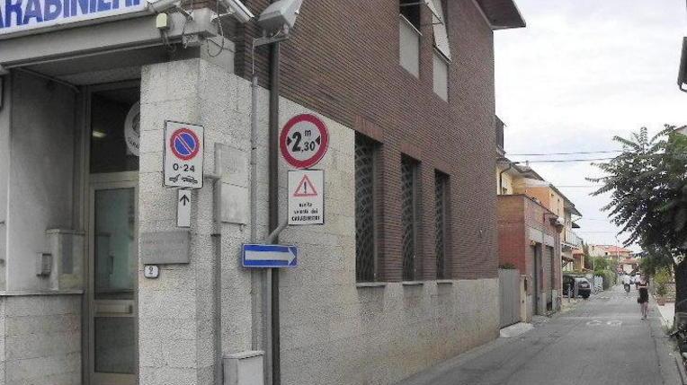 Minacciata di morte si rifugia dai carabinieri