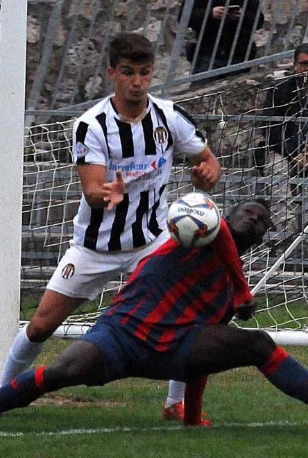 Rigore nel finale salva la Massese 