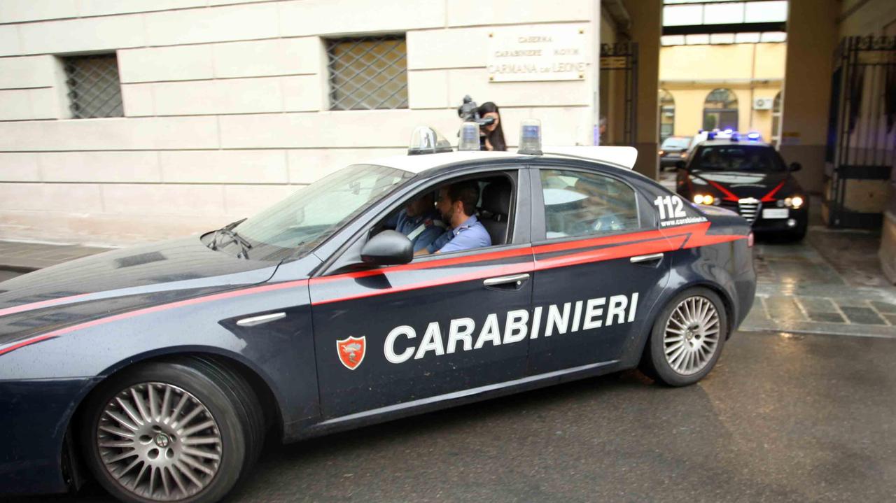 Guastalla, i ladri assaltano un bar
