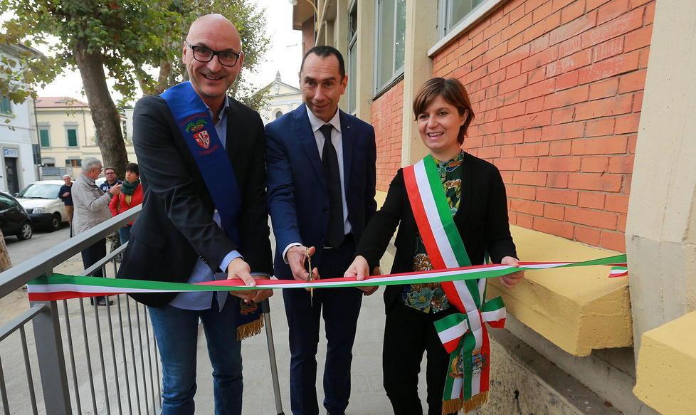 Dopo 20 anni inaugurata la rampa per i disabili 