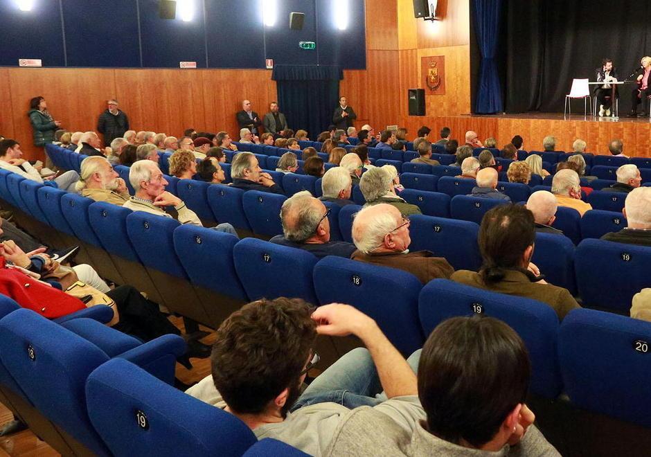 Dal Comune al teatro il pomeriggio del ministro 