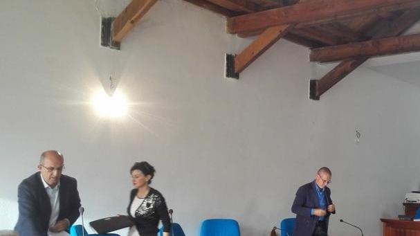 S’Aladerru, salta la discussione