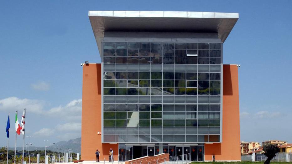 Passivo di 16 milioni, l’eredità della Asl alla struttura unica