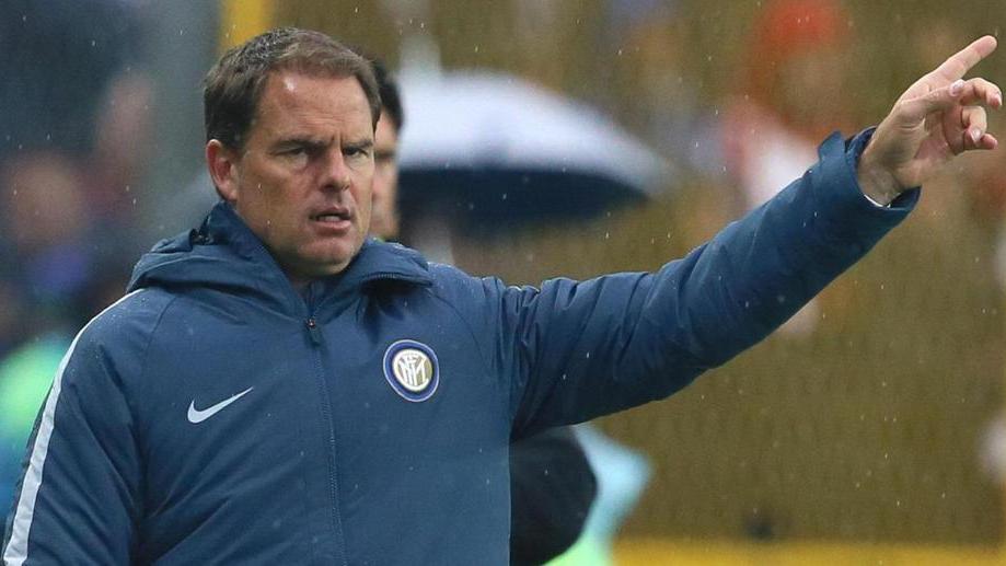 Crisi Inter, De Boer è appeso a un filo
