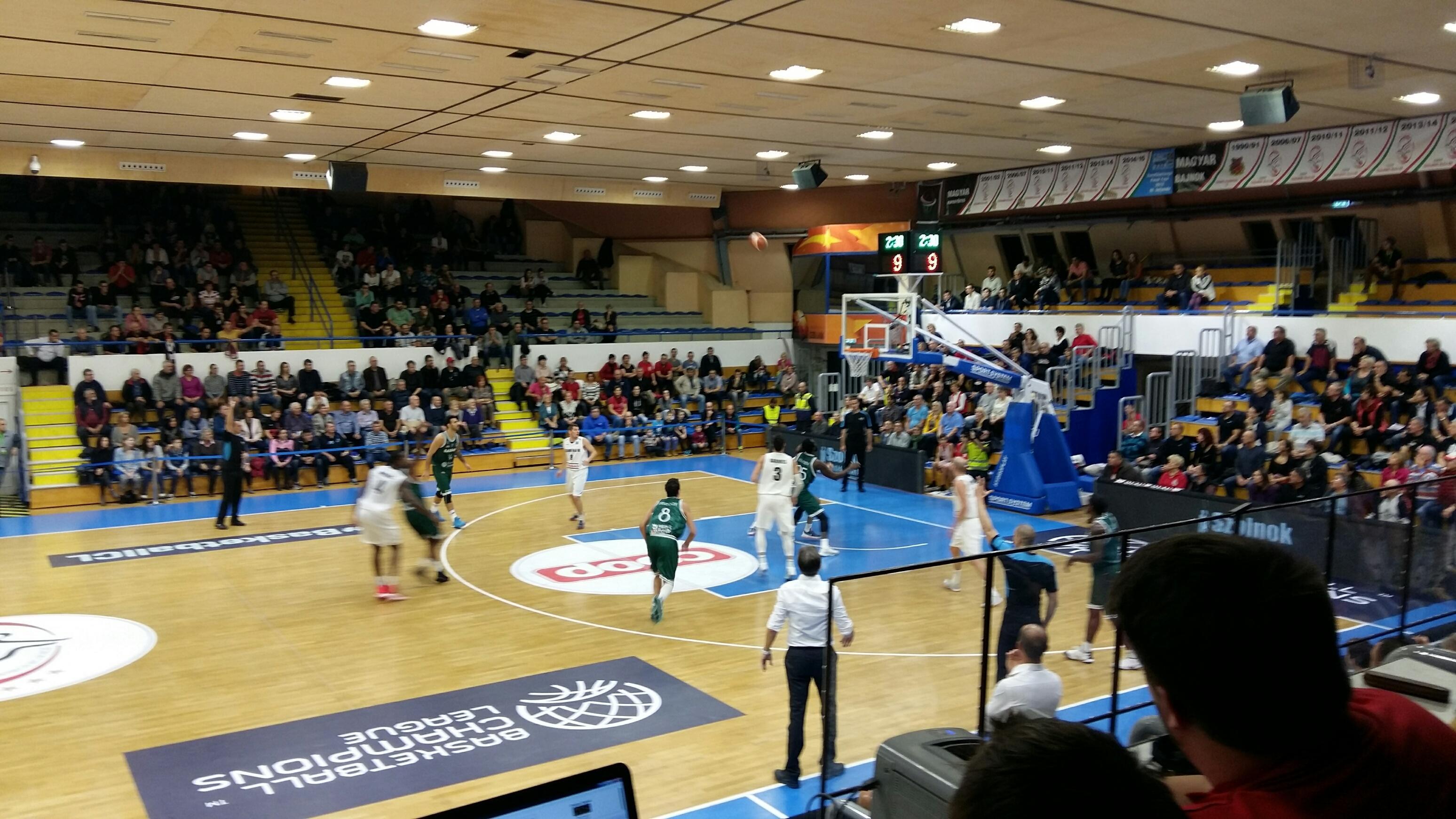 Champions League, la Dinamo domina ma poi si arrende in Ungheria