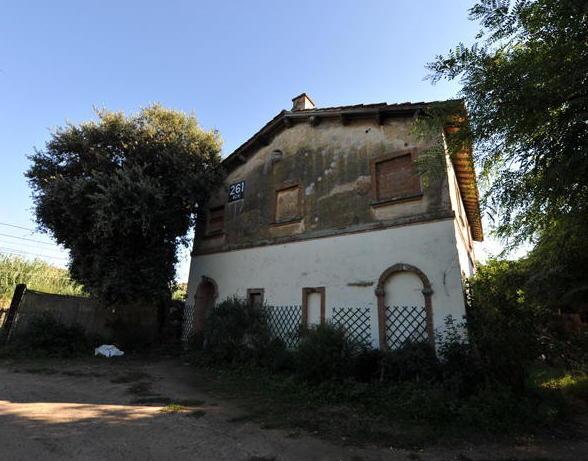 Case cantoniere, via al bando 