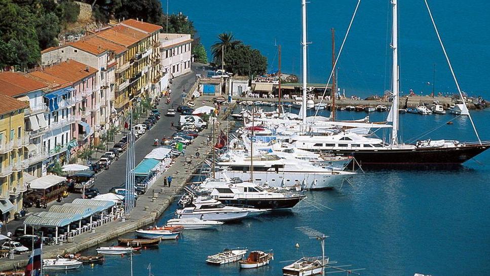 Lavori in fermento Via del Molo sarà rimessa a nuovo