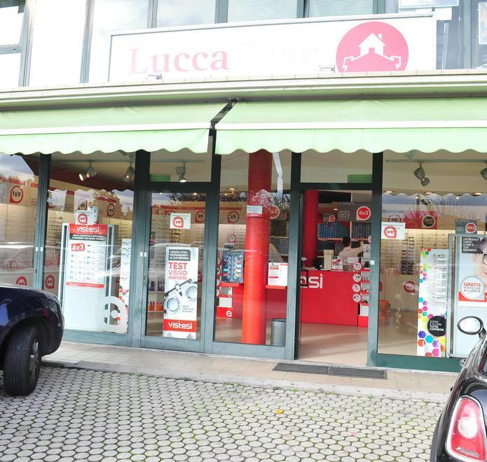 Via cento paia di occhiali al “Vistasì” di viale Europa 