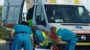 Pentola sul fuoco: intossicati dal fumo due anziani