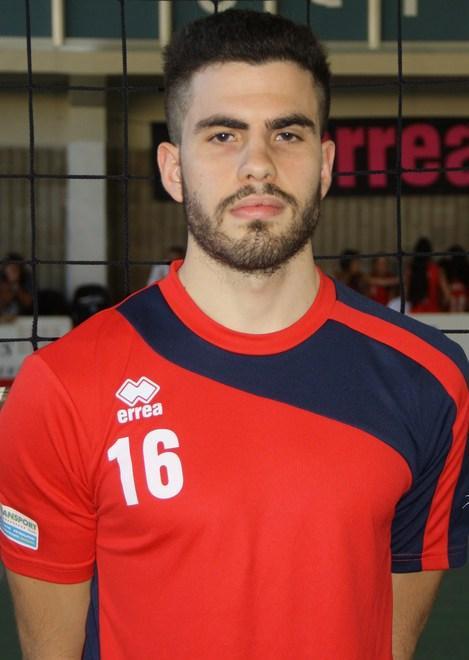 Sassari a muro: la Solo Pellico soffre ma crede nella salvezza