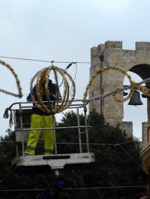 Addio alle luminarie, per i commercianti quote troppo elevate 