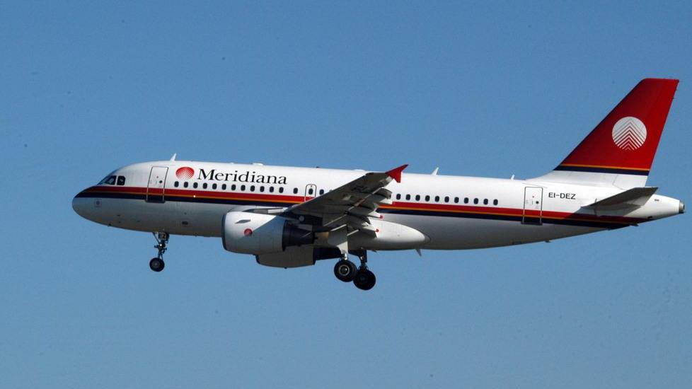 Alla lotteria vince biglietti aerei per 4mila euro e li dona