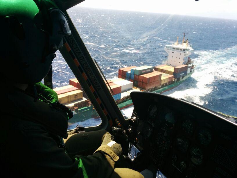 Una veduta dall'elicottero militare, immagine di repertorio