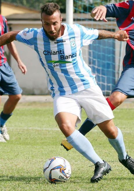 Bartolini autore del primo gol del Montecatini (Foto Nucci)