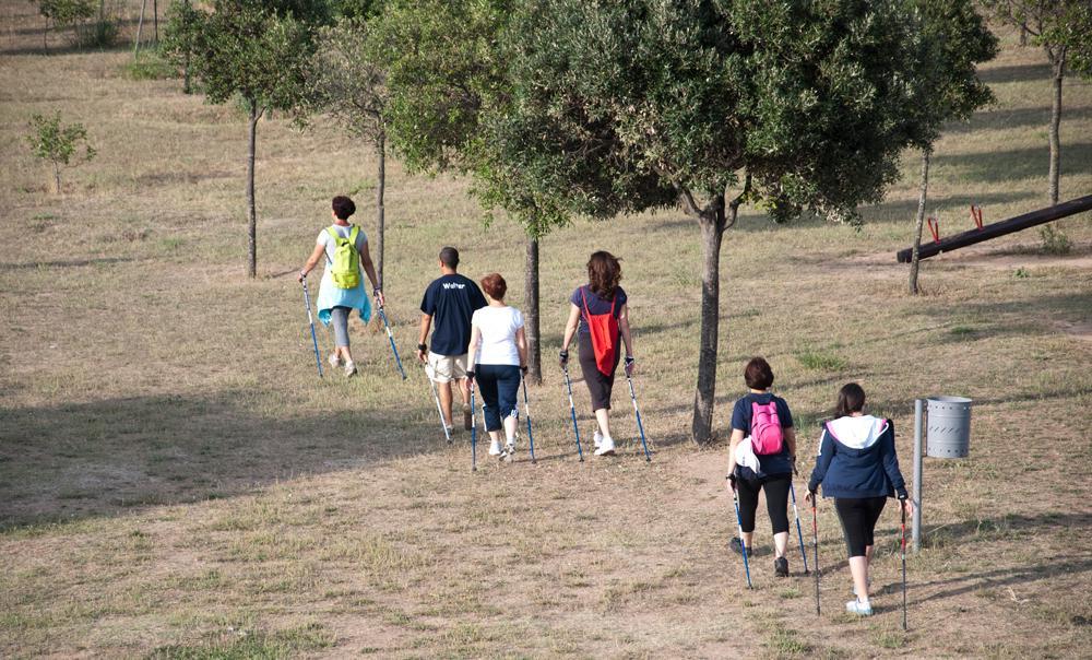 Sclerosi multipla e sport: nordic walking al Poetto di Cagliari