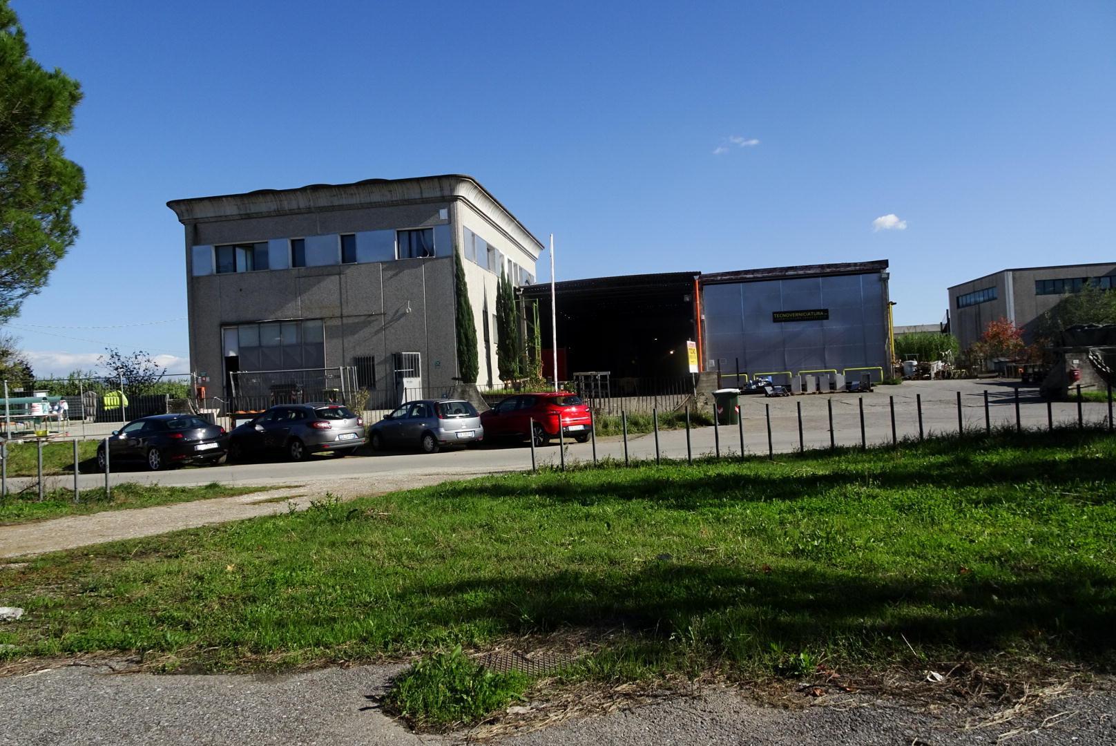 “Emissioni anomale” dall’azienda e il sindaco vieta frutta e verdura 