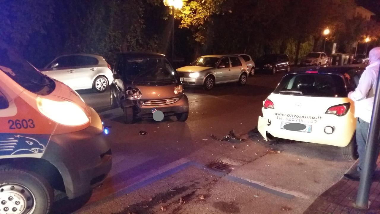 Le due auto rimaste coinvolte nell’incidente a Pieve a Nievole