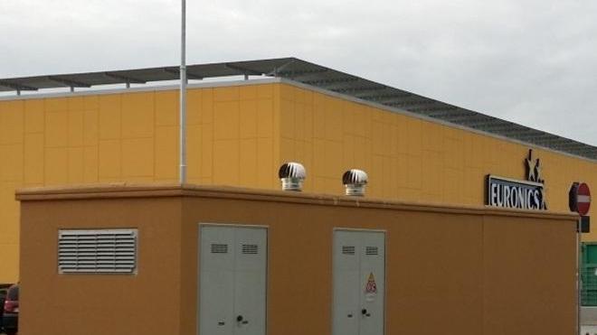Enel distribuzione realizza la cabina ad hoc per dare energia allo shopping center