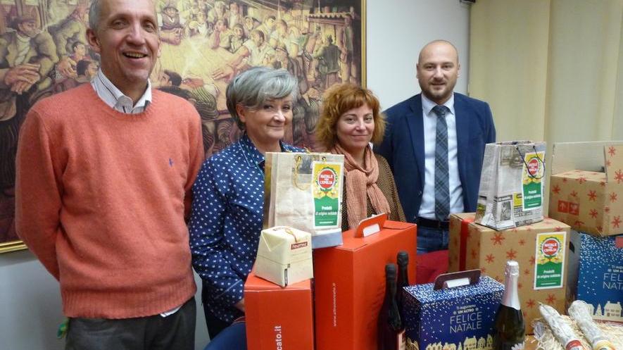 Pacchi natalizi, i ricavi ai terremotati