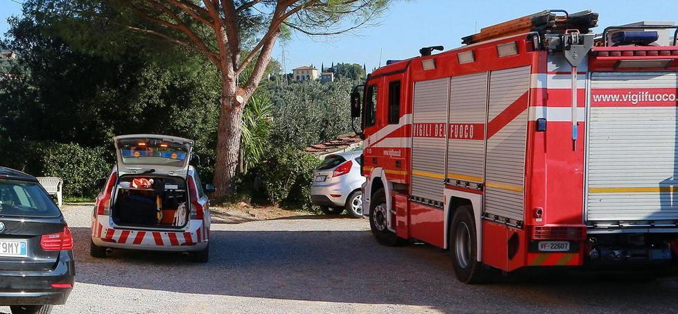 Muore schiacciato dal trattore mentre raccoglie le olive 