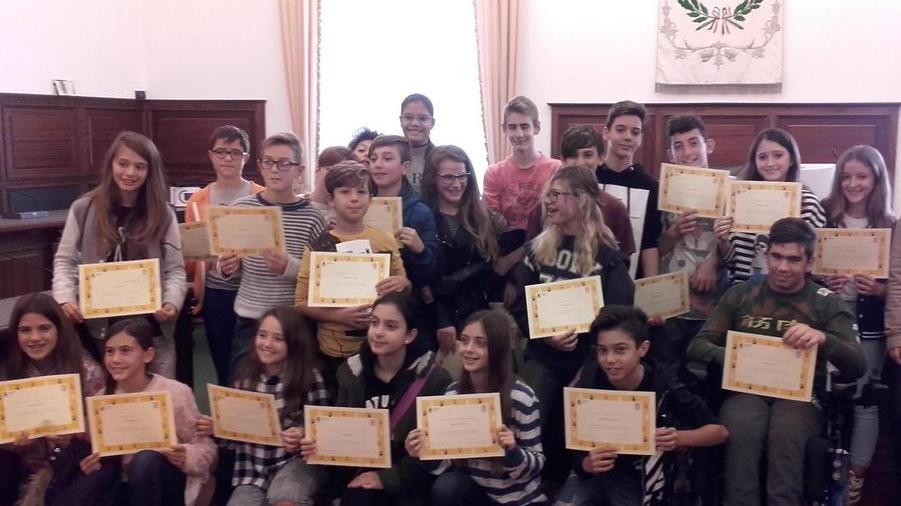 I ragazzi dicono cosa non va nelle scuole