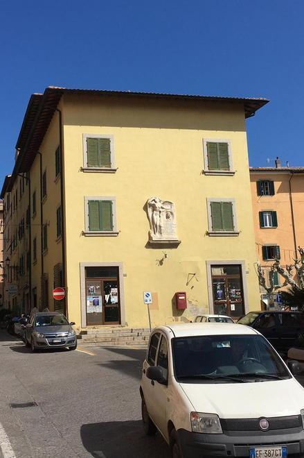 Appartamenti o servizi nel palazzo Ex Poste 
