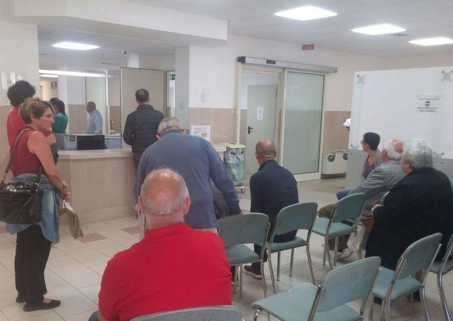 Pronto soccorso: ecografie solo da seduti 