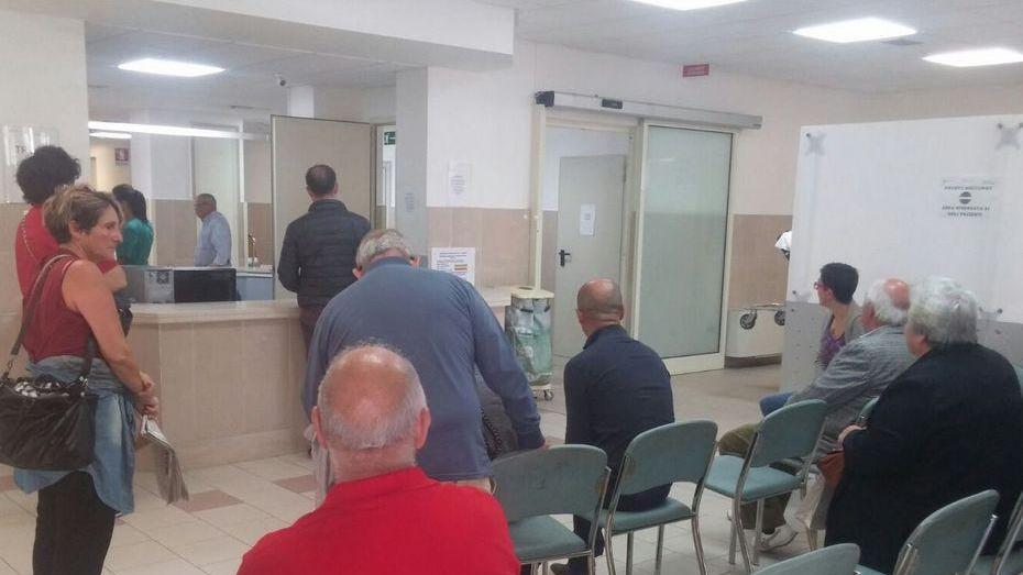 Pronto soccorso: ecografie solo da seduti