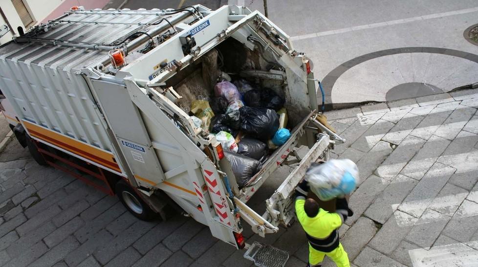 Macomer, attacco della minoranza all’ex consigliere 