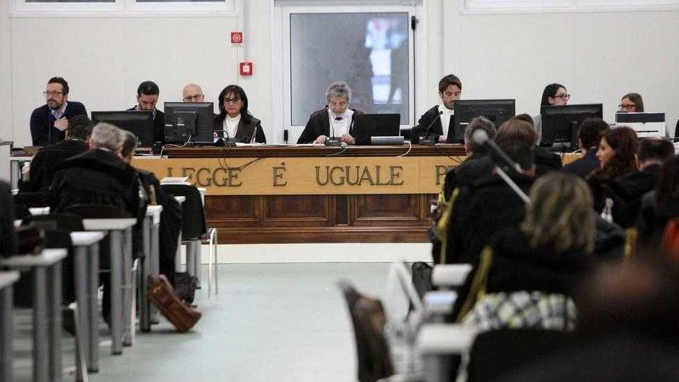 È il momento in aula anche per tre pentiti