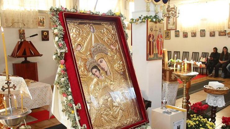 L’icona di Santa Maria dei Miracoli esposta a Montecatini (foto Nucci)
