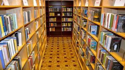L'interno della biblioteca Chelliana