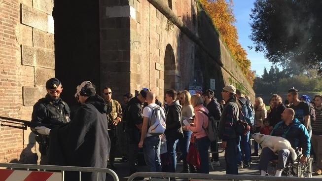 Lucca Comics: raffica di multe, 265 le auto beccate sulle aree verdi