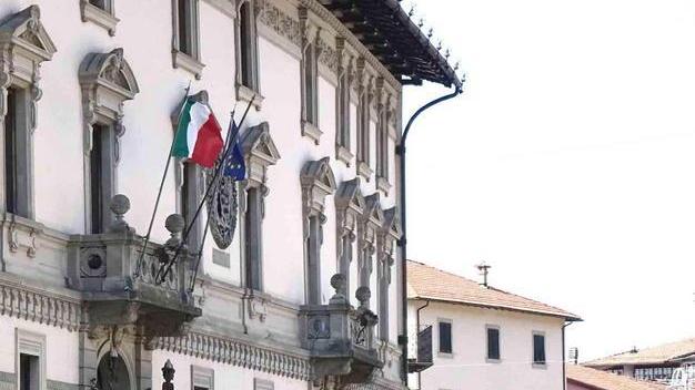 Impiegata derubata della borsa in Comune È il terzo caso e il sindaco corre ai ripari