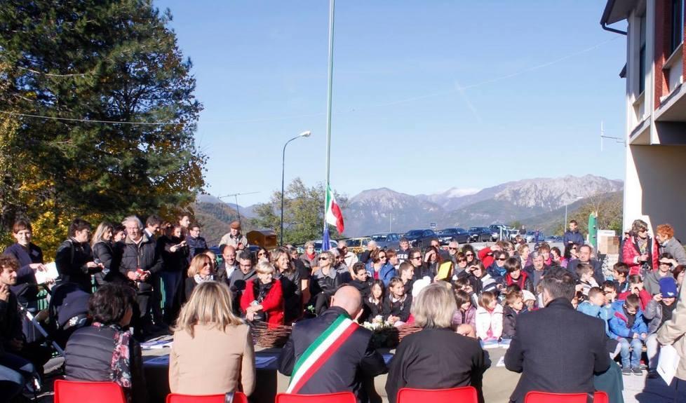 Intitolata a Terzani la scuola dell’infanzia e primaria