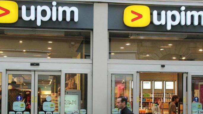 Furto di vestiti alla Upim nei guai due donne