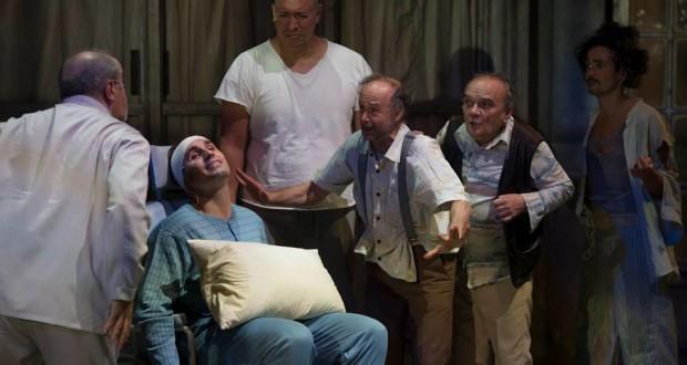"Qualcuno volò sul nido del cuculo" al teatro Asioli 