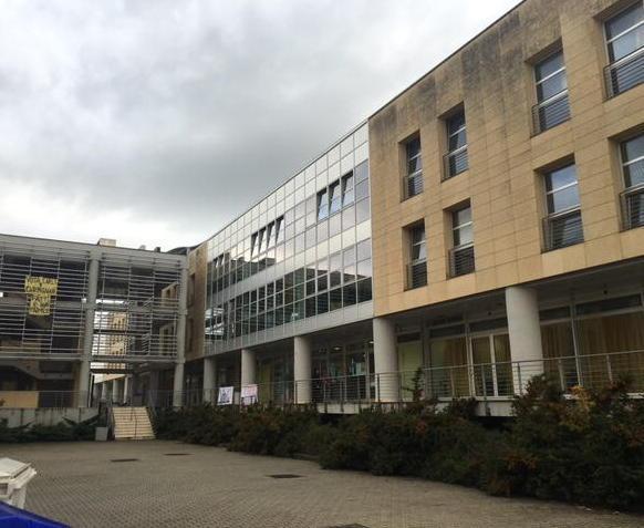 Liceo, lezioni di 40 minuti e solo nel pomeriggio 