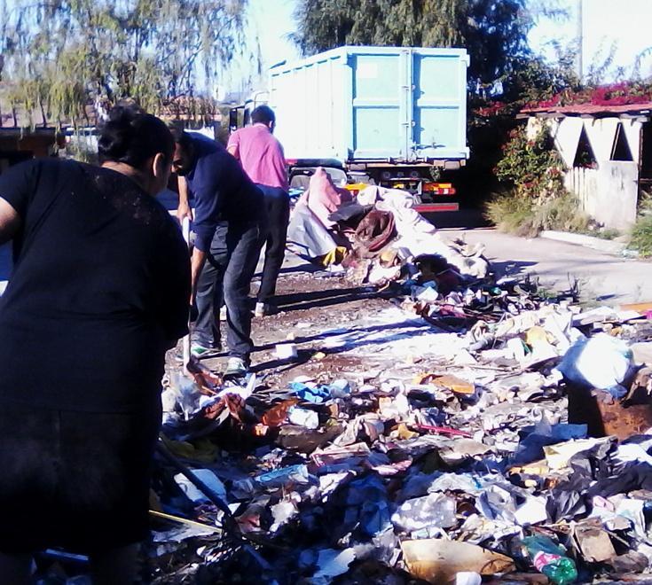 Campo Rom, raccolti diversi quintali di rifiuti 