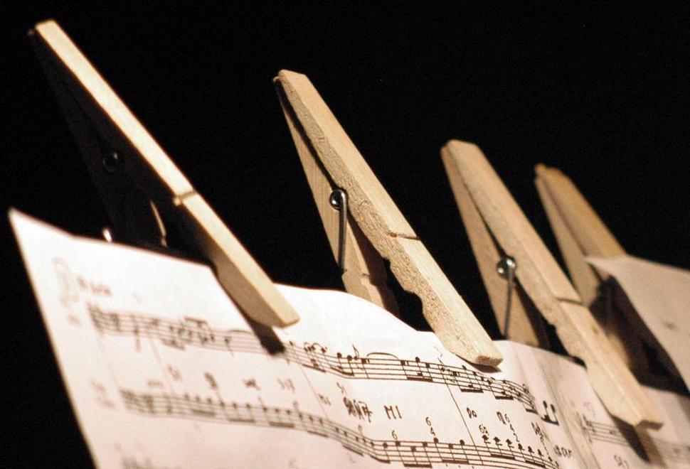 Scuola di musica chiusa, scatta la rivolta 