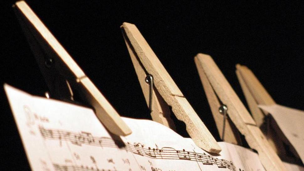 Scuola di musica chiusa, scatta la rivolta