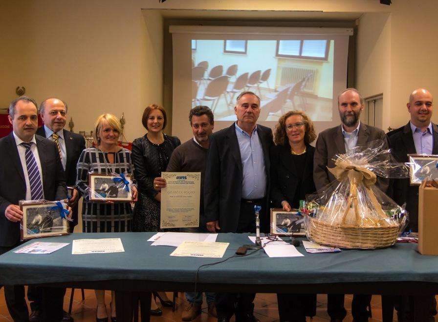 Festa e tanti premi per i donatori Avis 