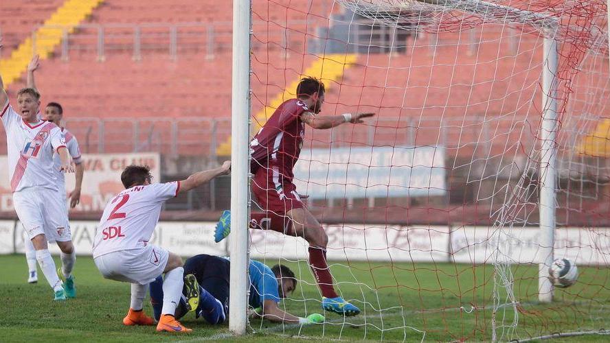 Reggiana spietata la vetta è a un punto