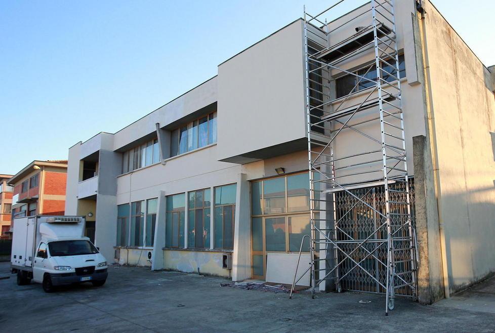 La sede del panificio a Bassa (Foto Agenzia Carlo Sestini)