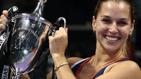 Sorpresa Cibulkova, il Masters è suo Murray non si ferma