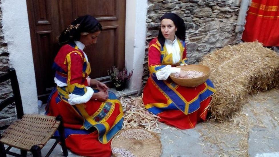 Le Cortes di Desulo e Aritzo incantano migliaia di visitatori 